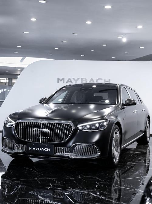 深圳4岚图汽车的售后服务让用户无忧出行，迈巴赫未来的豪华车趋势